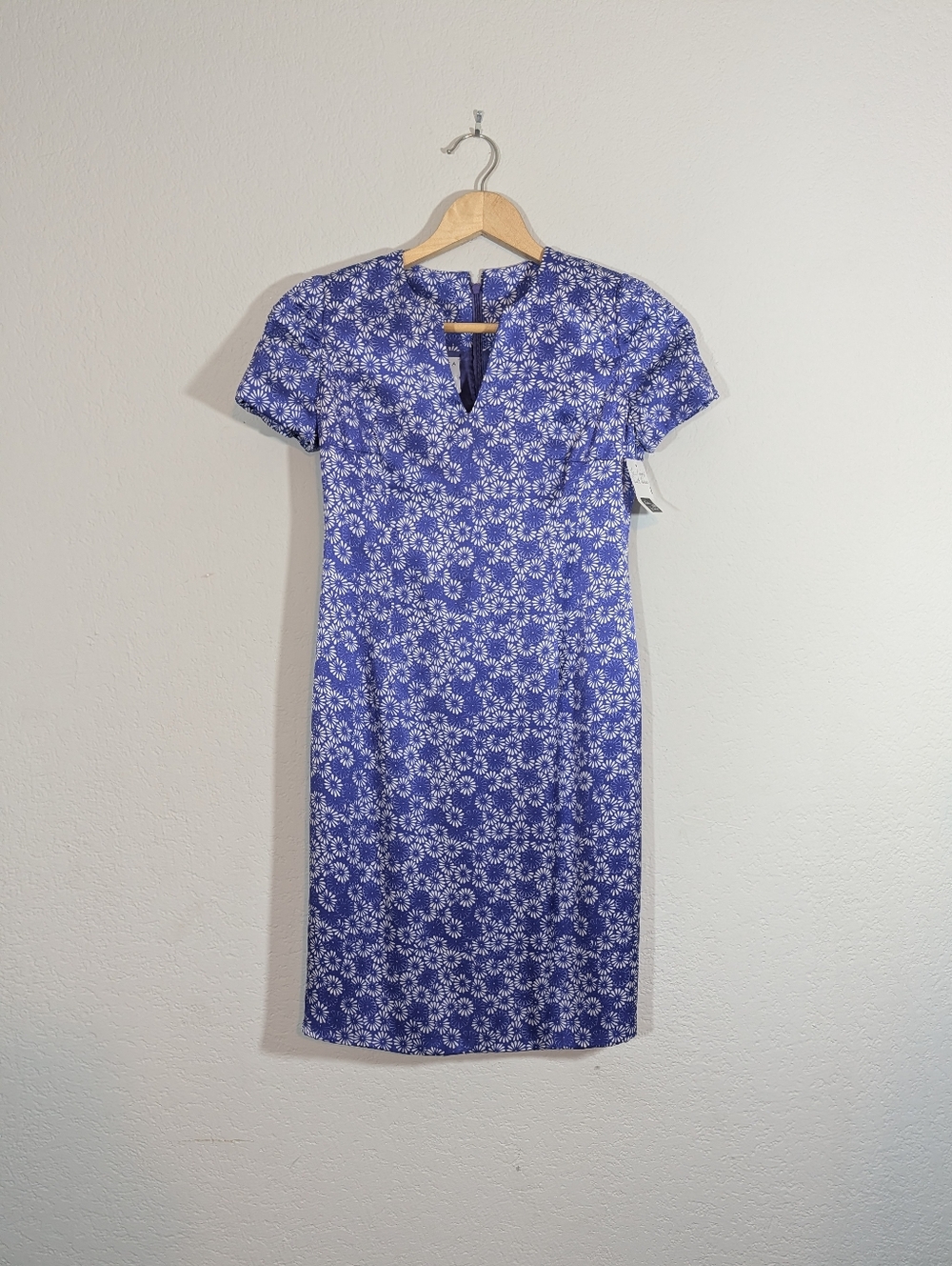 Ripetta Couture at Saks Fifth Avenue Blue Floral Silk Knee Length Sheath Dress